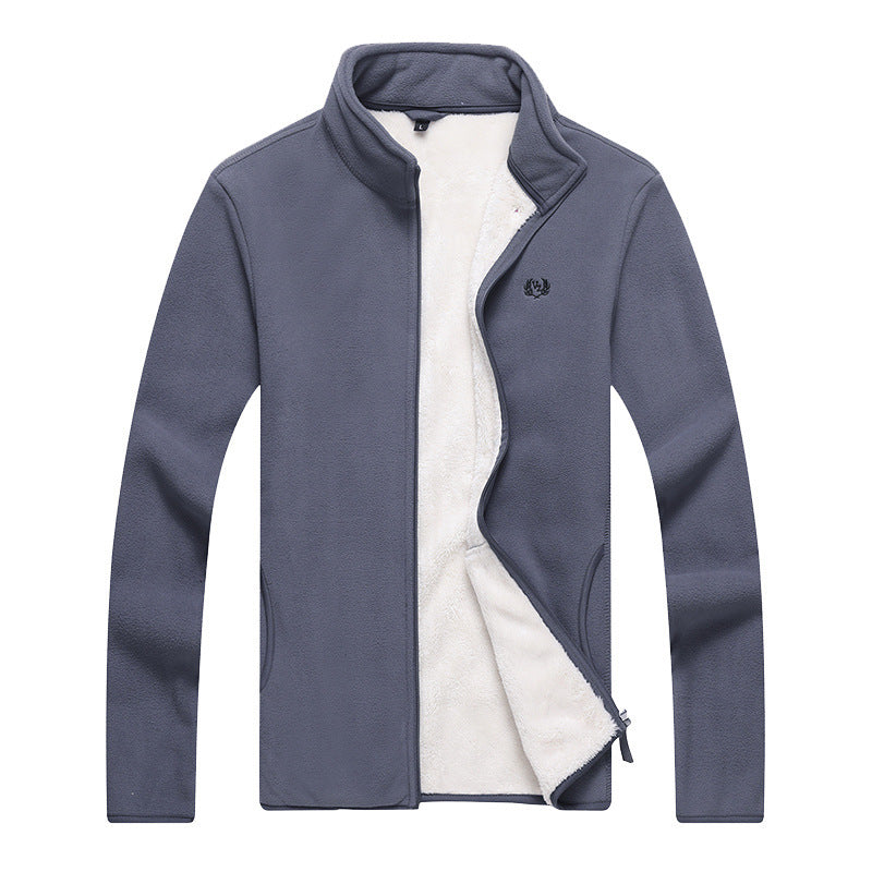 Herren Fleecejacke mit hochgeschlossenem Kragen und praktischen Taschen Echoarchiv