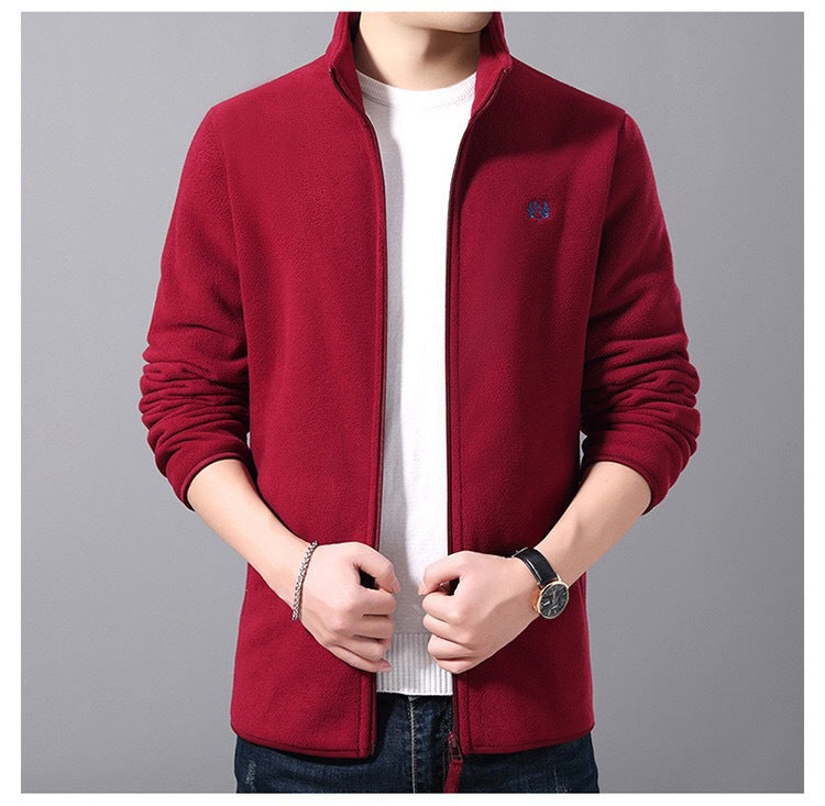 Herren Fleecejacke mit hochgeschlossenem Kragen und praktischen Taschen Echoarchiv