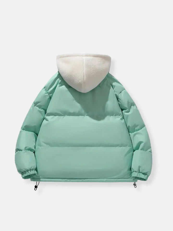 Echoarchiv | Warme Reißverschluss Winterjacke Komfort und Stil für Kalte Tage