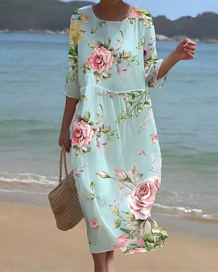 Echoarchiv | Elegantes Floral Kleid, das den Bauch kaschiert