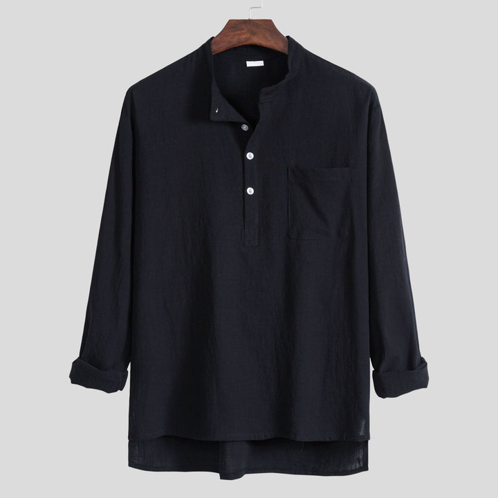 Herren Langarmhemd mit innovativem Henley-Ausschnitt und praktischer Brusttasche Echoarchiv