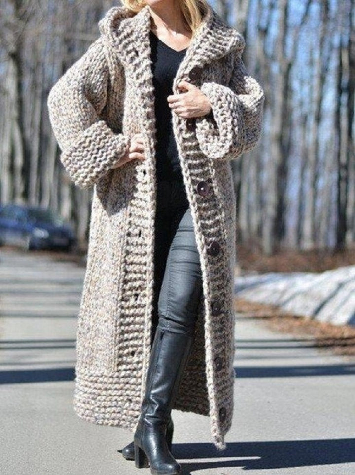 Damen Oversize Grobstrick Maximantel mit Kapuze und Knopfleiste Echo Archiv
