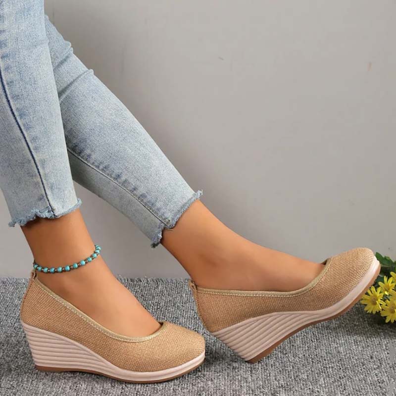 Lässige Keilschuhe