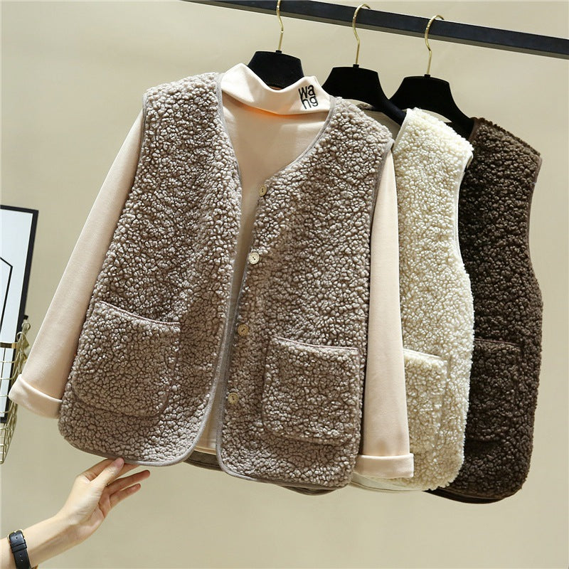 Damen kuschelige Teddyweste mit Druckknopf und aufgesetzten Taschen – Avérine