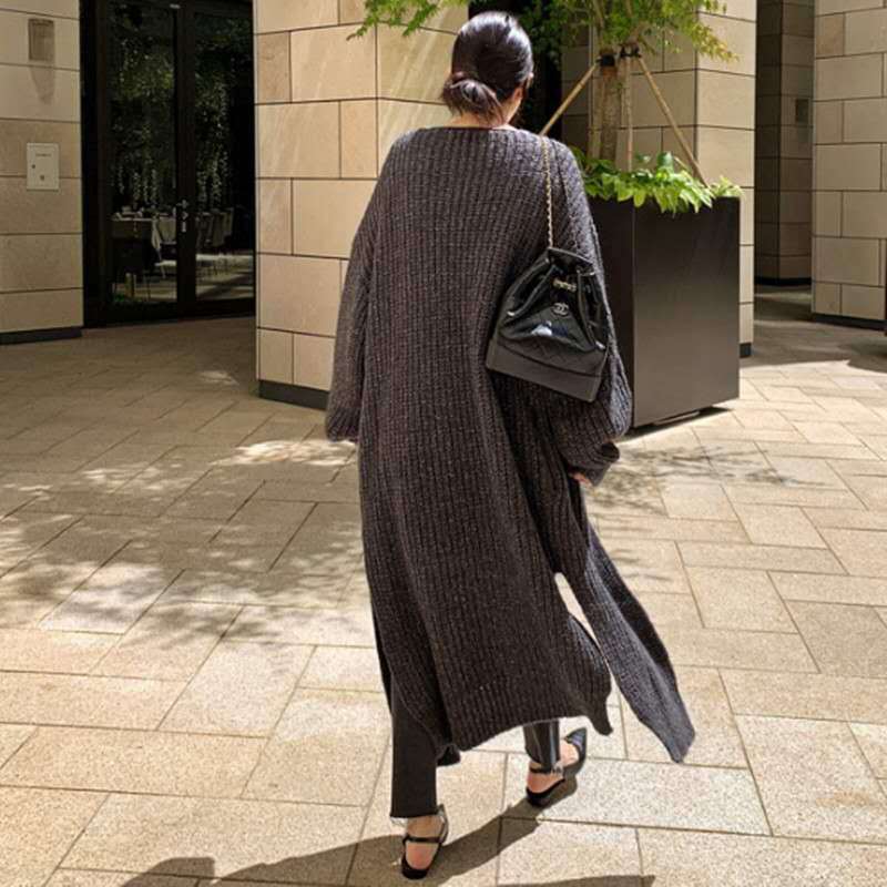 Damen Langer Grobstrick-Cardigan mit Oversize-Passform, Schalkragen und aufgesetzten Taschen – Veloura