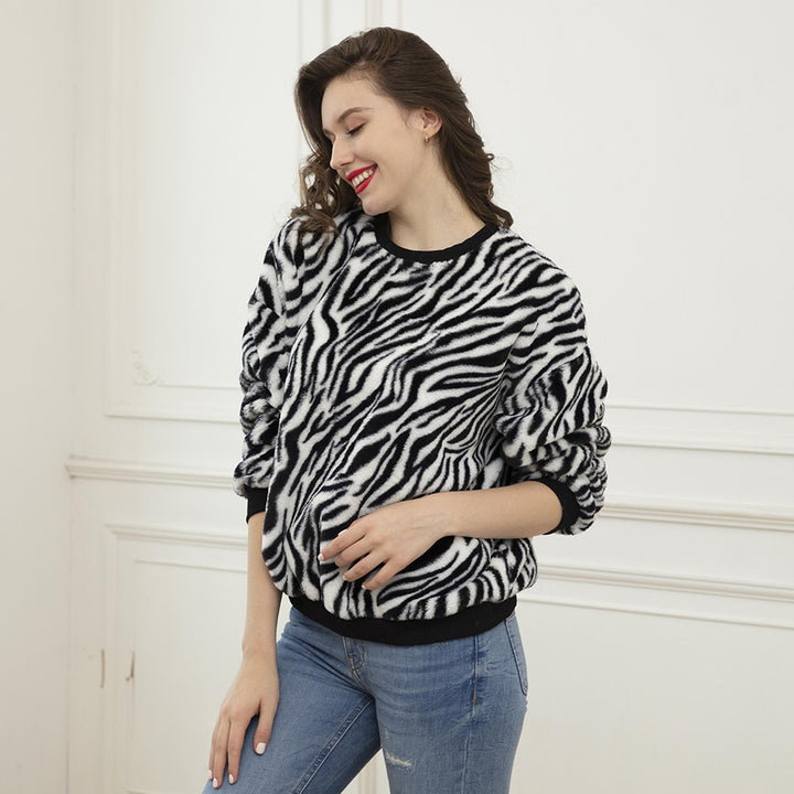 Damen Flauschiger weit geschnittener Pullover mit ZEchoarchivra‑Alloverprint und Rippbündchen Echoarchiv