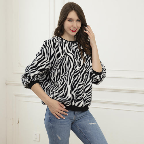 Damen Flauschiger weit geschnittener Pullover mit ZEchoarchivra‑Alloverprint und Rippbündchen Echoarchiv