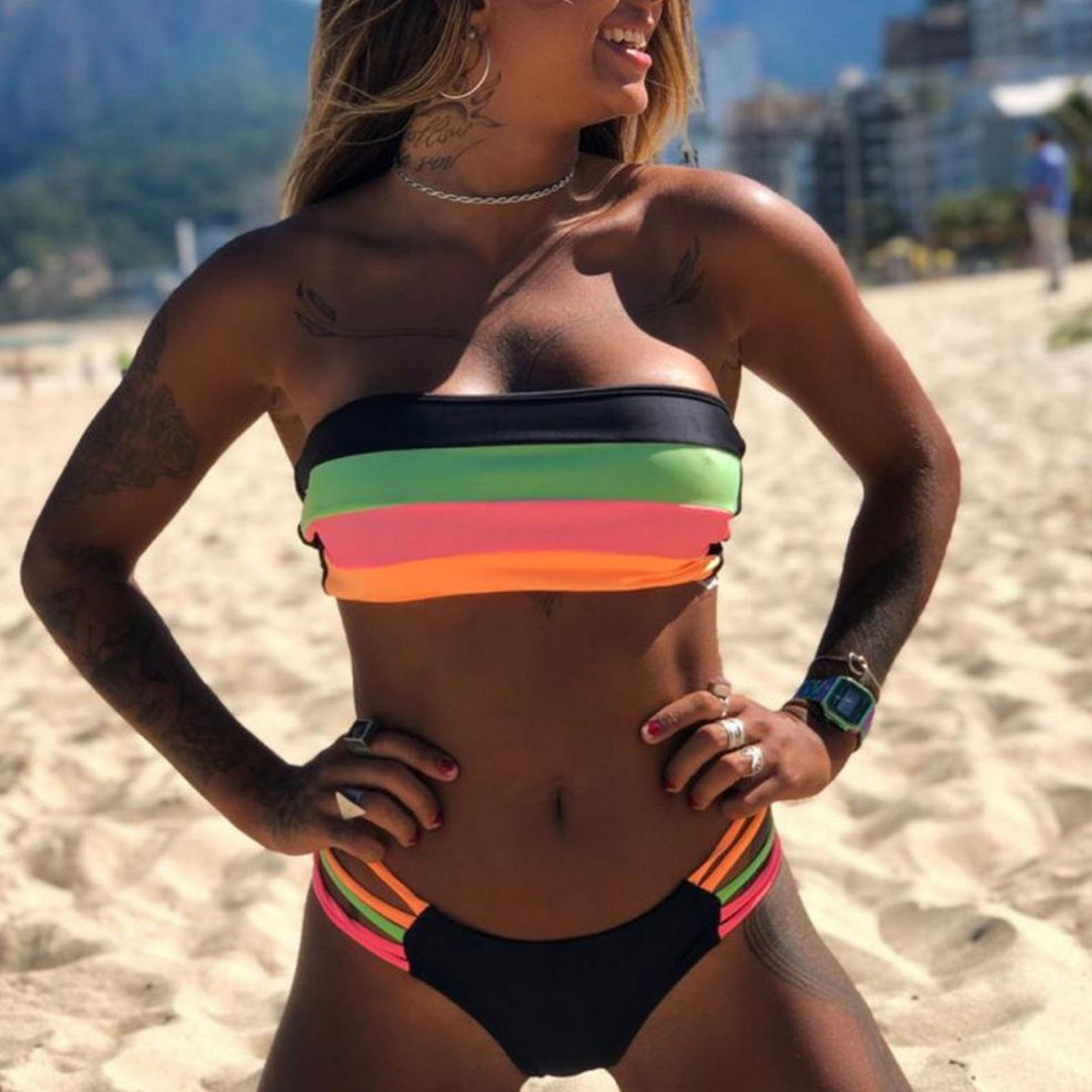 Damen Bandeau-Bikini mit trendigen Streifen Echo Archiv