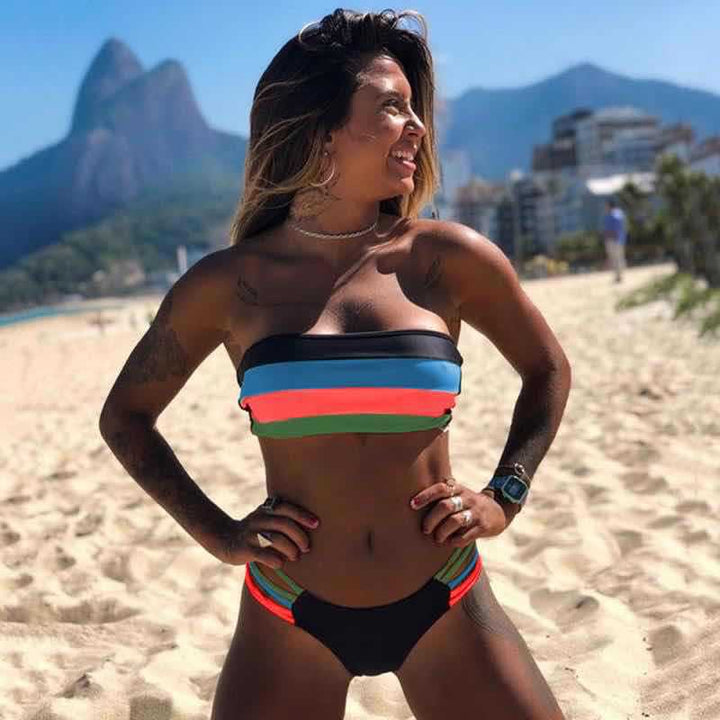 Damen Bandeau-Bikini mit trendigen Streifen Echo Archiv