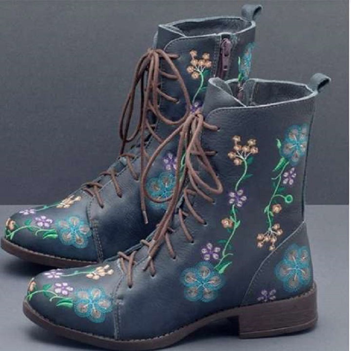 Damen bestickte Combat-Stiefelette mit floralem Stickmotiv, seitlicher Reißverschluss und gepolstertem Komfortfußbett Echo Archiv