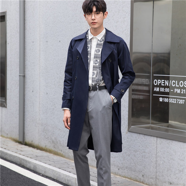 Herren Trenchcoat mit Doppelreiher und tailliertem Schnitt Echoarchiv