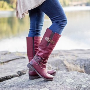 Damen nan wadenhohe Stiefel in Lederoptik mit verstellbaren Zierriemen und profilierter Gummisohle Echo Archiv