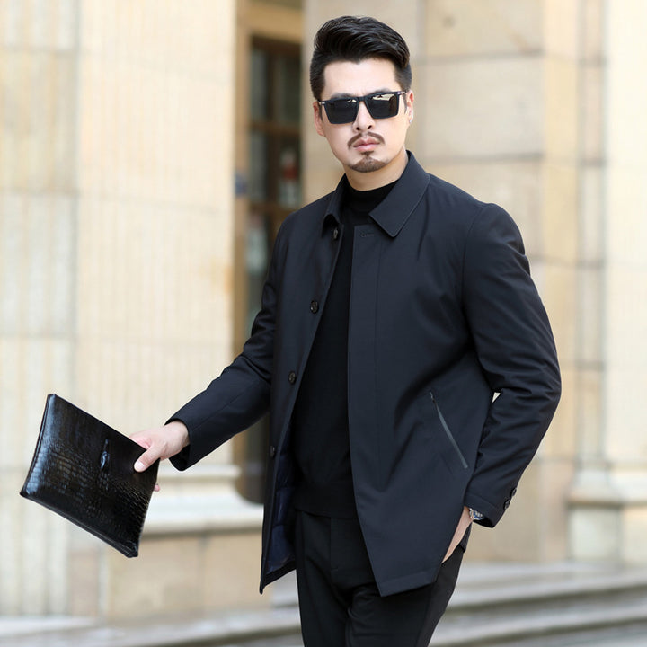 Herren eleganter urbaner Kurzmantel mit Hemdkragen und leichter Isolierung Echoarchiv