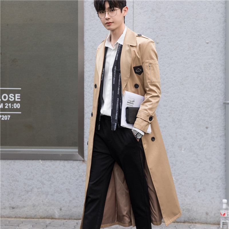 Herren Lang geschnittener Trenchcoat im modernen Citystil mit Ärmel-Reißverschluss und Schalkragen Echoarchiv