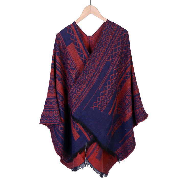 Damen Ruana-Poncho im kastigen Kimono-Fall mit feiner Jacquard‑Webstruktur und Fransensaum Echo Archiv