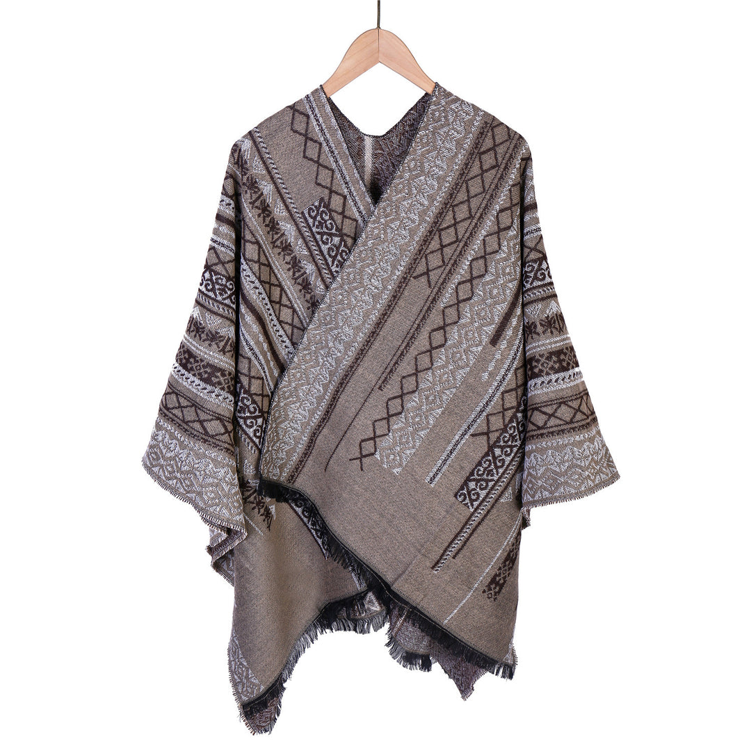 Damen Ruana-Poncho im kastigen Kimono-Fall mit feiner Jacquard‑Webstruktur und Fransensaum Echo Archiv