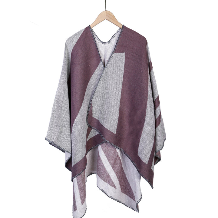 Damen Oversize-Ruana mit grafischem Blockmuster und dekorativer Kettelnaht Echo Archiv
