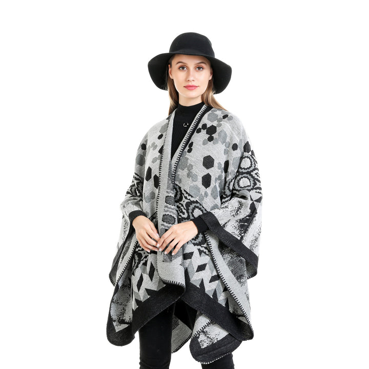 Damen Gemusterter Jacquard-Ruana-Überwurf mit V-Ausschnitt und Kettelnaht Echo Archiv