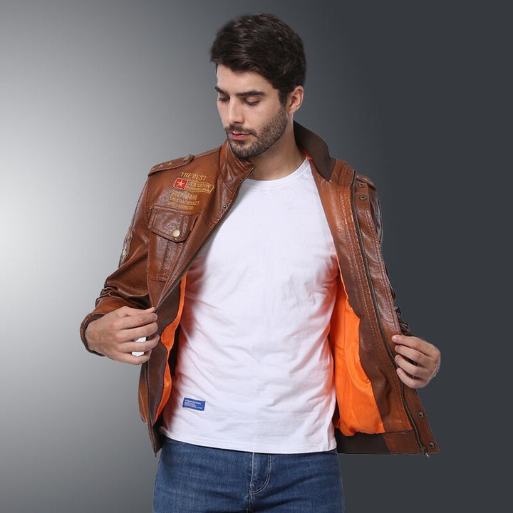 Herren Vintage Lederjacke mit dekorativen Military-Patches Echoarchiv