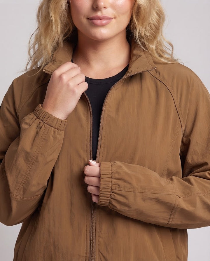 Damen Leichte und luftige Übergangsjacke Echo Archiv