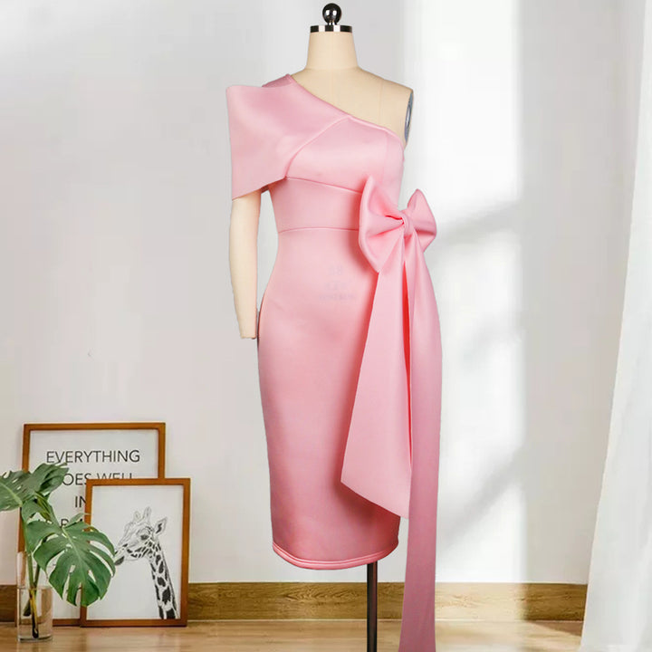 Damen elegantes Wickelkleid mit asymmetrischem Top und voluminösem Schleifenakzent Echo Archiv