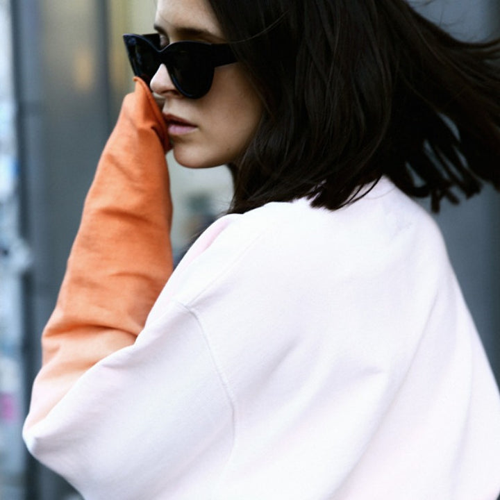 Damen Oversize Dip‑Dye Sweatshirt mit Farbverlauf und geradem Saum – Avérine
