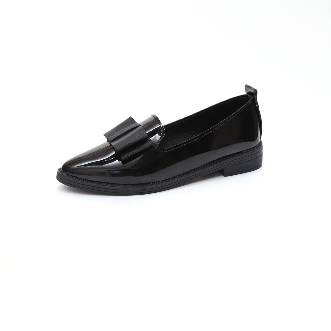 Damen nan eleganter Lackslipper mit dekorativer Schleife und leichter Plateausohle Echo Archiv