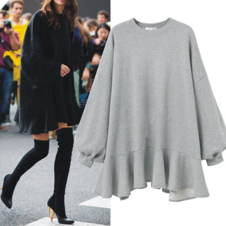 Damen Oversized Sweatshirtkleid mit Volant-Saum und Ballonärmeln – Avérine