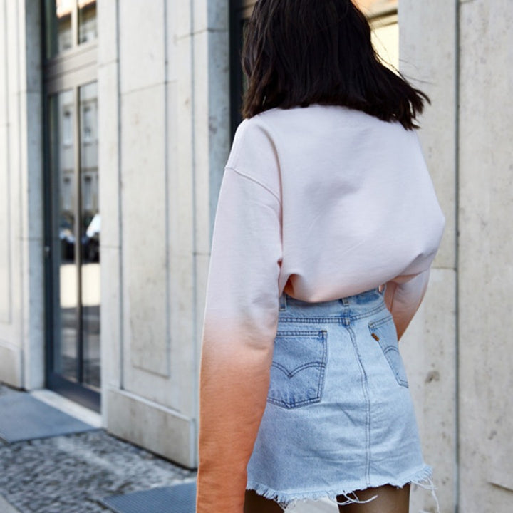 Damen Oversize Dip‑Dye Sweatshirt mit Farbverlauf und geradem Saum – Avérine