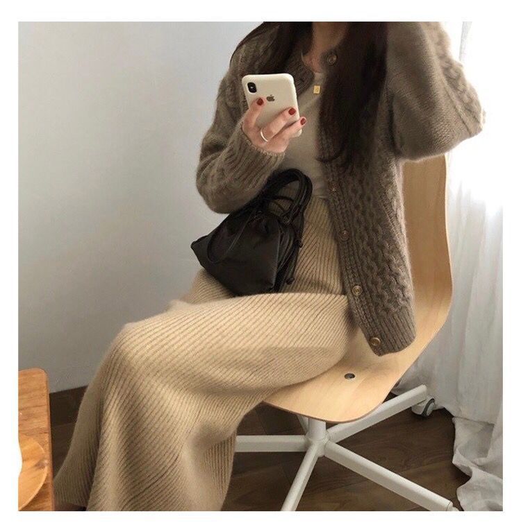 Damen Kuscheliger Zopfmuster-Cardigan aus Mohair‑Optik mit geripptem Saum und dekorativen Knöpfen Echoarchiv