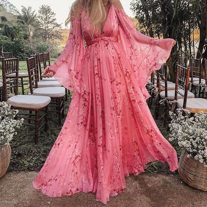 Echoarchiv | Chiffonkleid mit ausgestellten Ärmeln