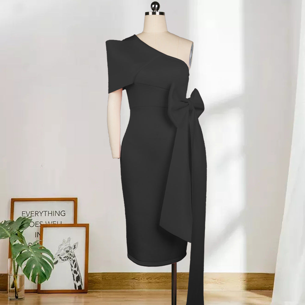 Damen elegantes Wickelkleid mit asymmetrischem Top und voluminösem Schleifenakzent Echo Archiv