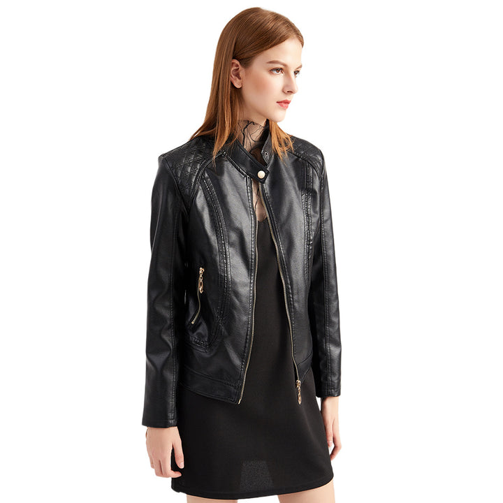 Damen nan taillierte Kunstleder Bikerjacke mit Stehkragen und gesteppter Schulterpartie Echo Archiv