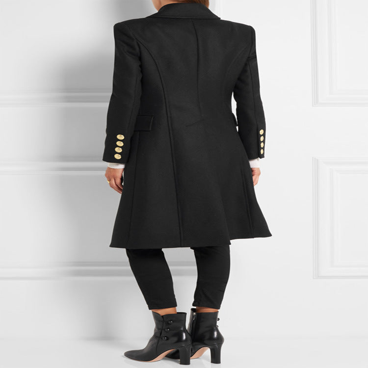 Damen Asymmetrischer Midilanger Wollmix-Mantel mit doppeltreihiger Knopfleiste und goldenen Zierknöpfen Echoarchiv