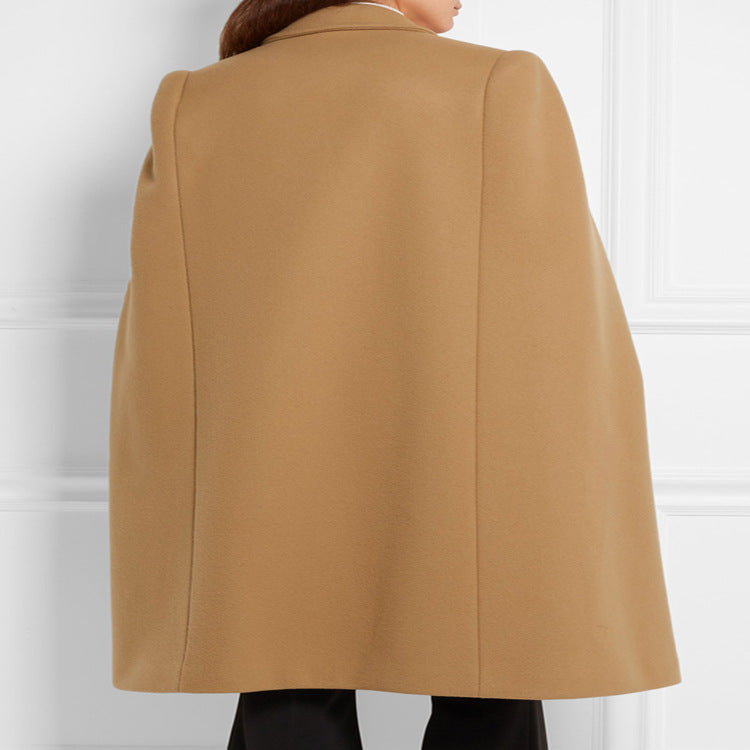 Damen taillierter Wollmix-Cape-Mantel mit verdeckten Armöffnungen und Zweireiher-Tailoring Echoarchiv