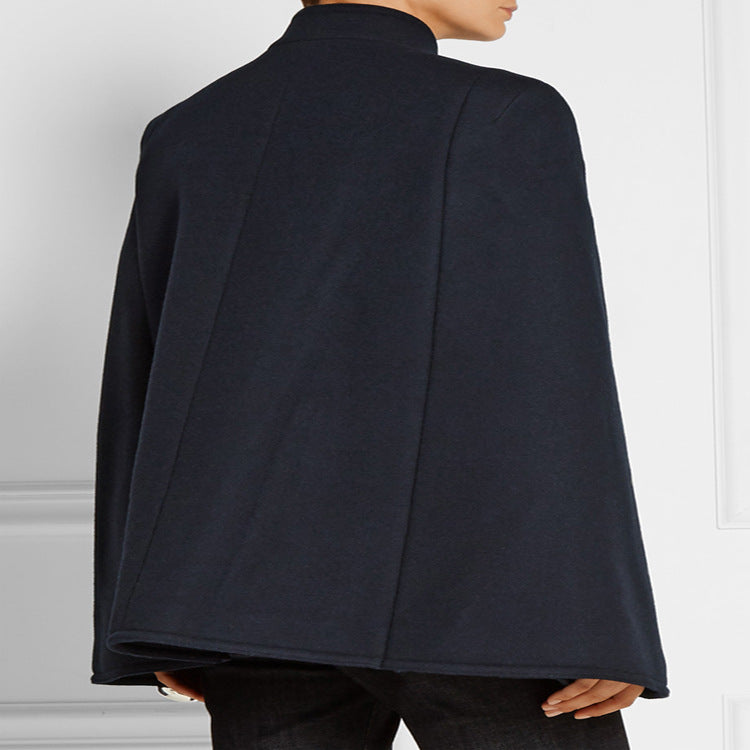 Damen Kurzer Cape-Mantel im Military‑Stil mit Doppelreihe und Stehkragen Echoarchiv