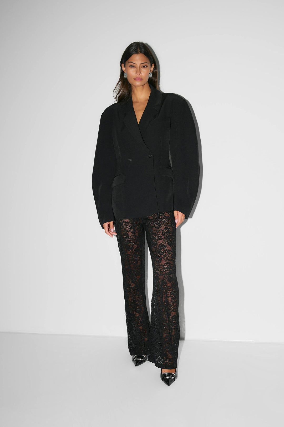 Echoarchiv | Elegante Damenhose mit Spitze und Weitem Bein