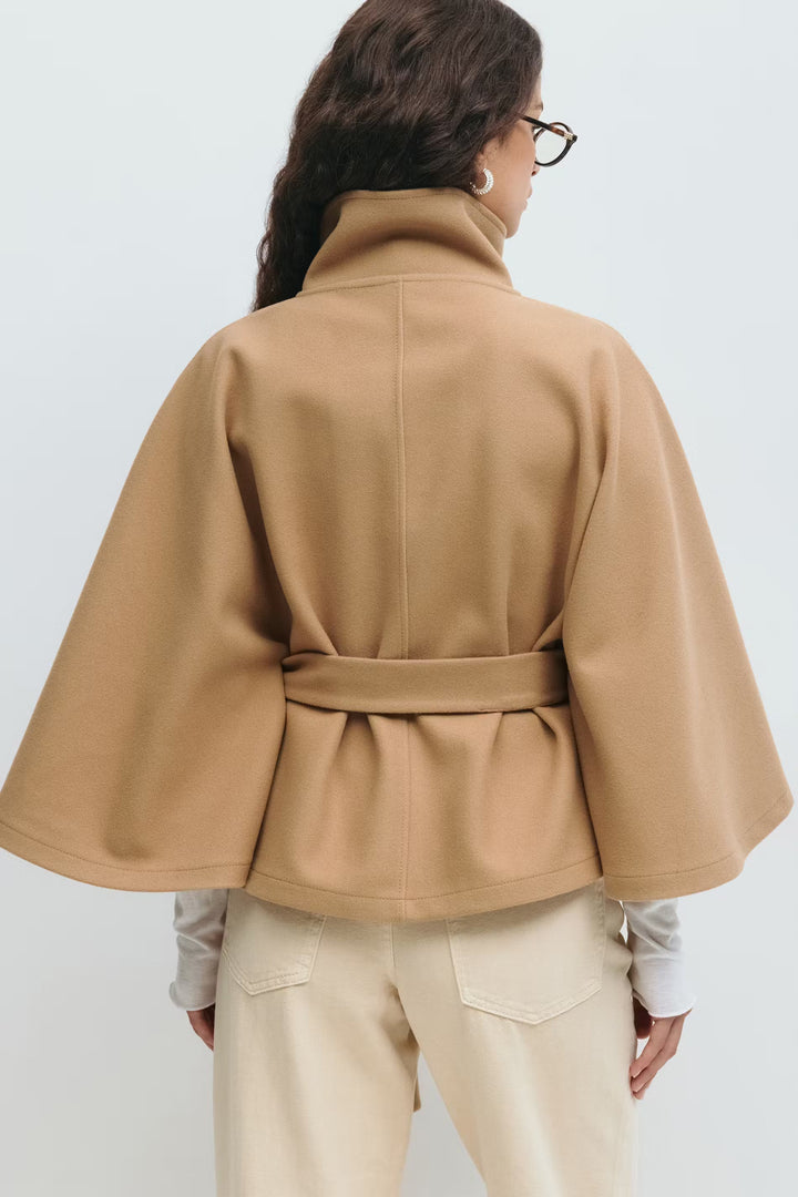 Echoarchiv | Elegante Damenjacke mit Gürtel