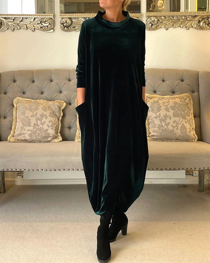 Echoarchiv | Elegantes Samtkleid mit Bauchabdeckung