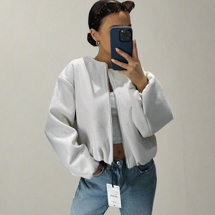 Bomberjacke Im Trendigen Stil – Avenza