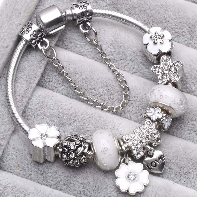 Echoarchiv | Pfirsichblüten Charme Armband