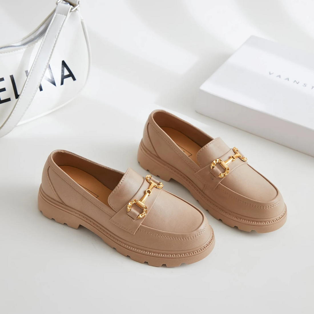 Schuhe Für Stilvolle Outfits – Lioré