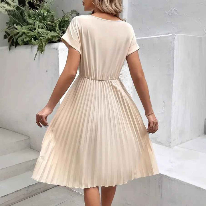 Echoarchiv | Einfarbig Plissierter Kurzarmkleid