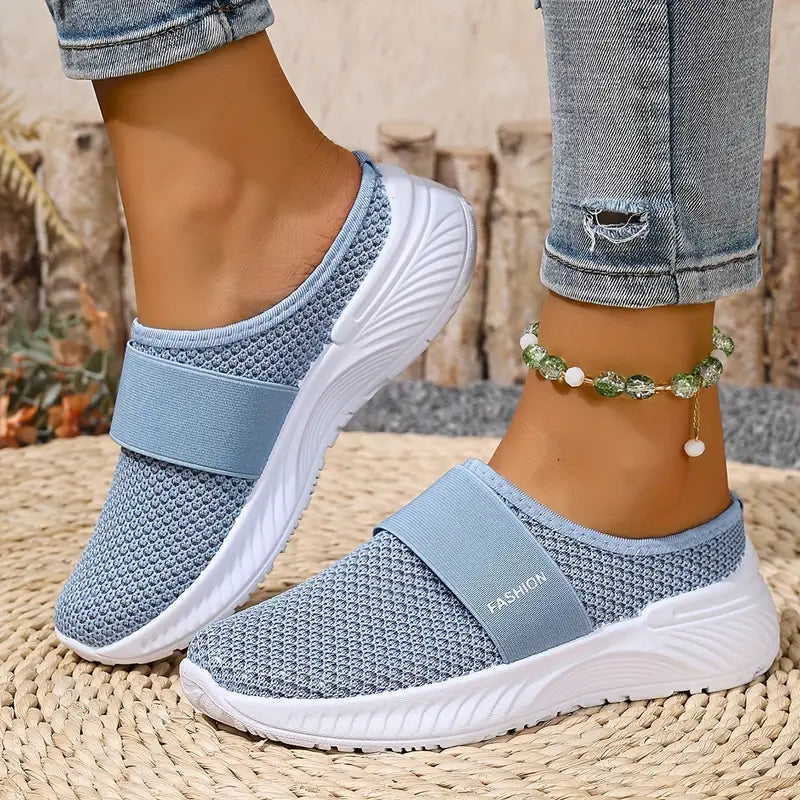 Echoarchiv | Orthopädische Slip on Damenschuhe mit Klettverschluss