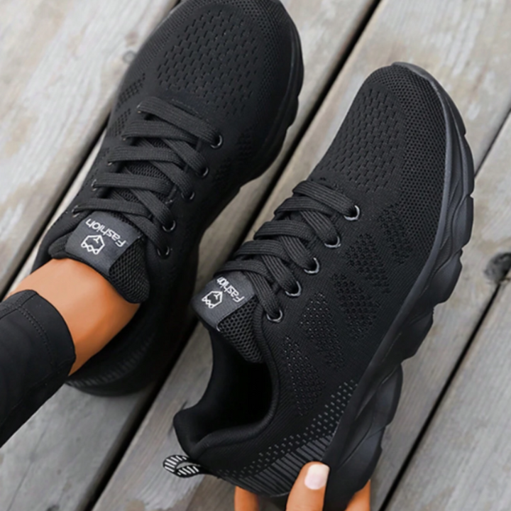 Echoarchiv | Sneakers Sportliche Schnürsneaker mit Rutschfester Sohle