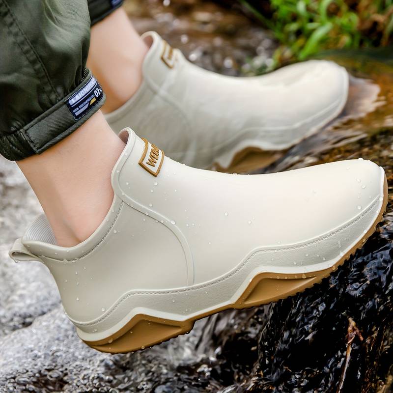 Echoarchiv | Moderne Orthopädische Gummistiefel