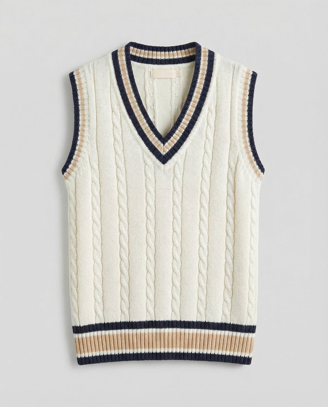 Echoarchiv | Ärmelloser Pullover Von Old Money