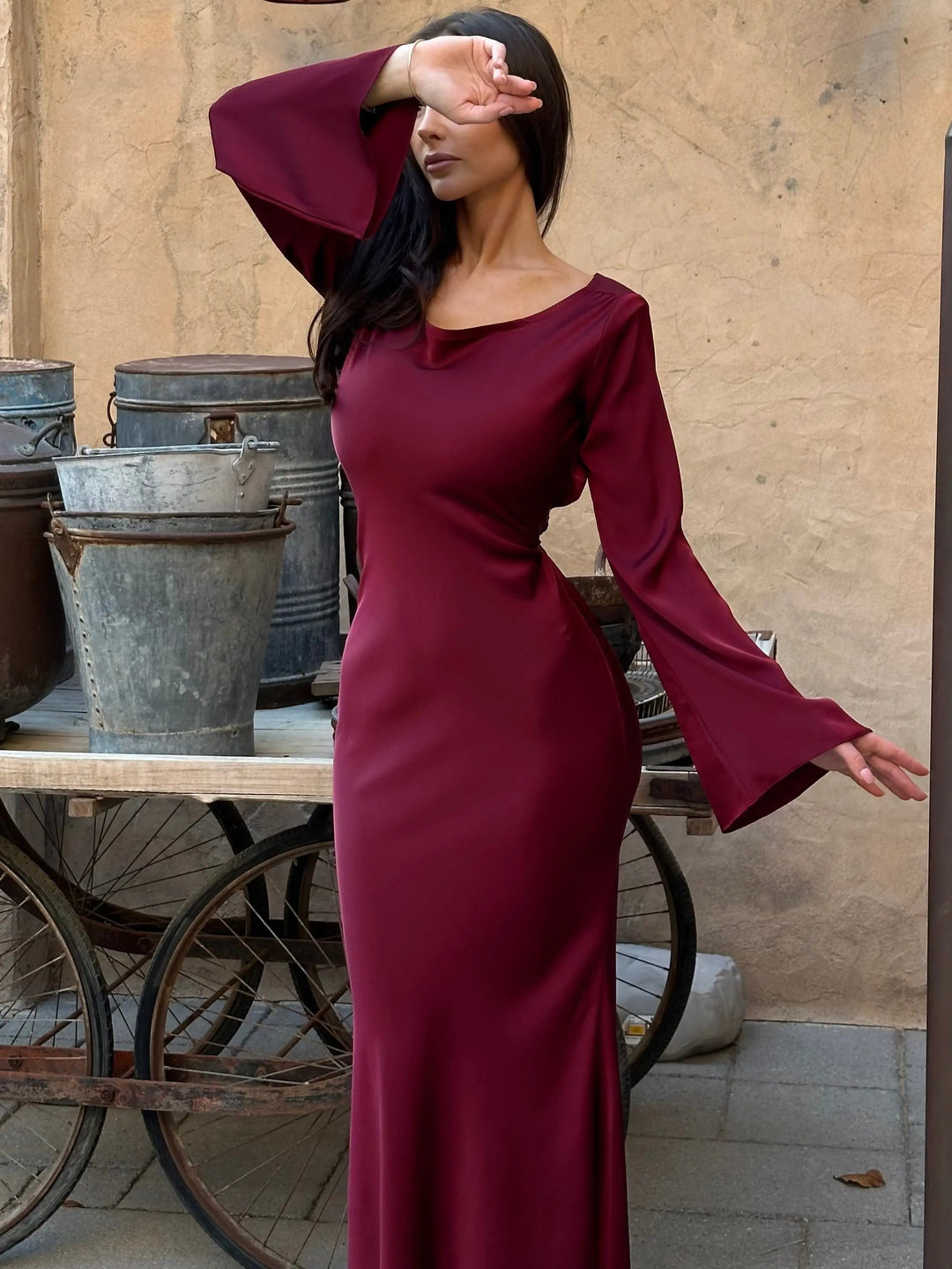 Echoarchiv | Fließendes Maxi Kleid Mit Langen Ärmeln Für Damen