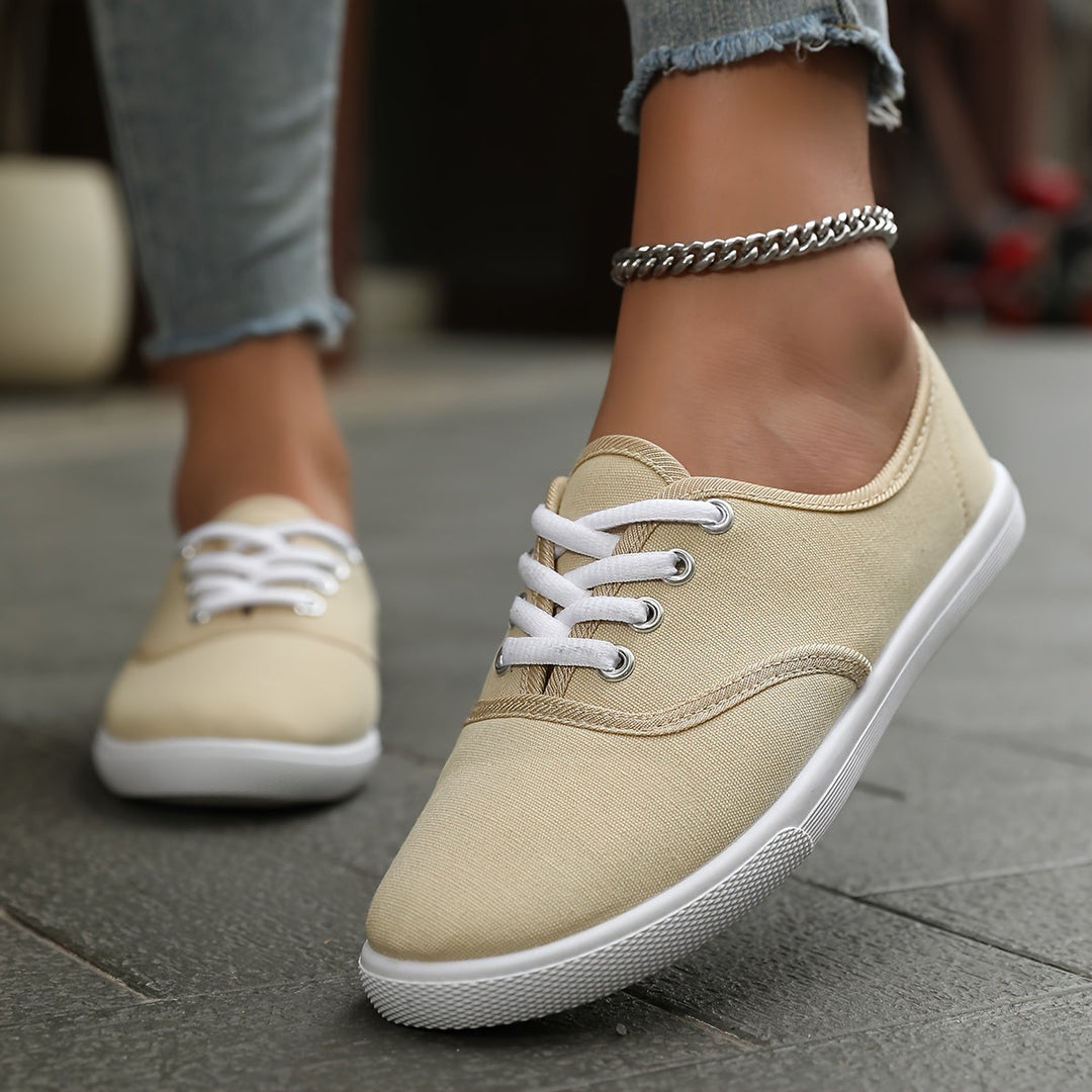 Echoarchiv | Bequeme Niedrige Canvas Schnürschuhe
