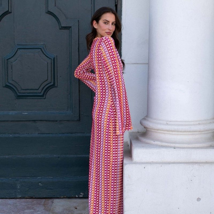 Langärmliges Häkel-Maxikleid mit Streifenmuster